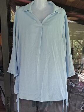 Light Blue Women's V-Neck Tunic Top